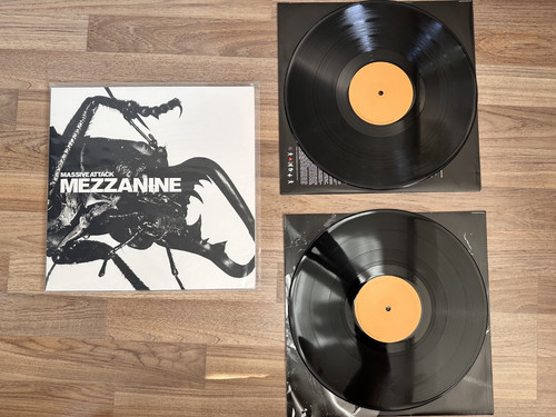 Massive attack mezzanine - attack,